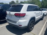 Used 2018 Jeep Grand Cherokee Laredo image 3