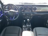 Used 2018 Jeep Wrangler Unlimited Sahara image 2