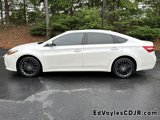 Used 2017 Toyota Avalon Touring image 4