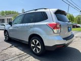 Used 2017 Subaru Forester 2.5i Premium w/ All-Weather Package image 4