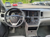 Used 2016 Toyota Sienna LE image 6