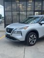 Used 2023 Nissan Rogue SV image 2