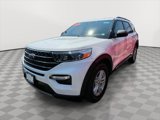 Used 2022 Ford Explorer XLT w/ Equipment Group 202A image 3