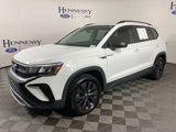 Used 2022 Volkswagen Taos S image 2