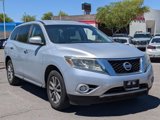 Used 2014 Nissan Pathfinder S image 3