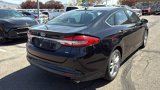 Used 2018 Ford Fusion SE image 3