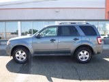 Used 2010 Ford Escape XLT image 2
