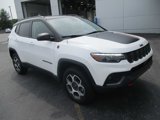Used 2022 Jeep Compass Trailhawk w/ Trailhawk Elite Group image 2