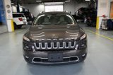 Used 2015 Jeep Cherokee Limited image 2