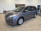 Used 2013 Toyota Sienna XLE image 3