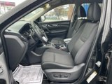 Used 2020 Nissan Rogue SV image 2