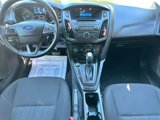 Used 2015 Ford Focus SE w/ SE Sport Package image 3