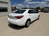 Used 2018 Toyota Corolla LE image 4