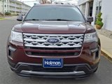 Used 2019 Ford Explorer XLT image 3