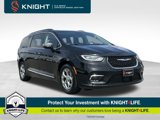 Used 2023 Chrysler Pacifica Limited image 1