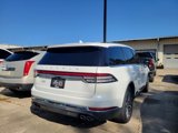 Used 2020 Lincoln Aviator Reserve w/ Elements Package Plus image 3