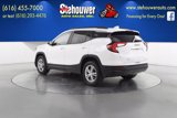 Used 2022 GMC Terrain SLE w/ Driver Convenience Package image 5