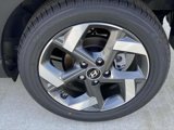 New 2025 Hyundai Venue Limited image 4