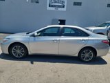 Used 2017 Toyota Camry SE image 2