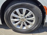 Used 2018 Chrysler Pacifica Touring-L image 3