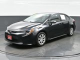 Used 2022 Toyota Corolla LE image 2