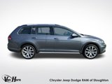 Used 2019 Volkswagen Golf Alltrack SE image 2