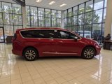 New 2025 Chrysler Pacifica Pinnacle image 4