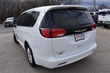 Used 2022 Chrysler Voyager LX image 5