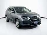 Used 2020 Nissan Rogue SV image 3