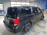 Used 2017 Dodge Grand Caravan GT image 3