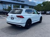 Used 2021 Volkswagen Tiguan SE R-Line image 5