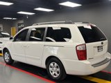 Used 2007 Kia Sedona LX image 4