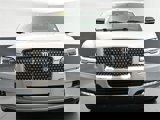 Used 2024 Lincoln Navigator Premiere image 5