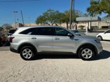 Used 2022 Kia Sorento LX image 4