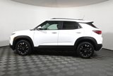 Used 2023 Chevrolet TrailBlazer LT image 2