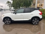 Used 2019 Volvo XC40 T5 R-Design image 2