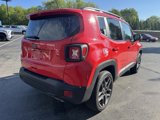 Used 2021 Jeep Renegade Latitude image 3