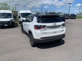 Used 2022 Jeep Compass Limited image 3