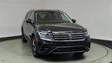 Used 2023 Volkswagen Tiguan SE image 2