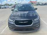 Used 2021 Chrysler Pacifica Touring-L image 3