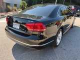 Used 2015 Volkswagen Passat TDI SEL Premium image 3