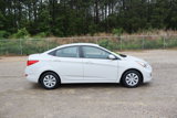 Used 2017 Hyundai Accent SE image 2