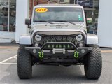 Used 2018 Jeep Wrangler Unlimited Sahara w/ Connectivity Group image 2
