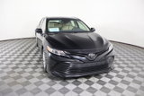 Used 2018 Toyota Camry LE image 3