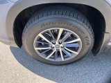 Used 2019 Toyota Highlander XLE image 2