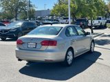 Used 2014 Volkswagen Jetta SE image 2