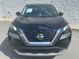 Used 2023 Nissan Rogue SV image 2