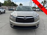 Used 2016 Toyota Highlander XLE image 2