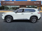 Used 2023 Nissan Rogue S image 4