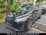 Used 2023 Nissan Kicks SV image 2